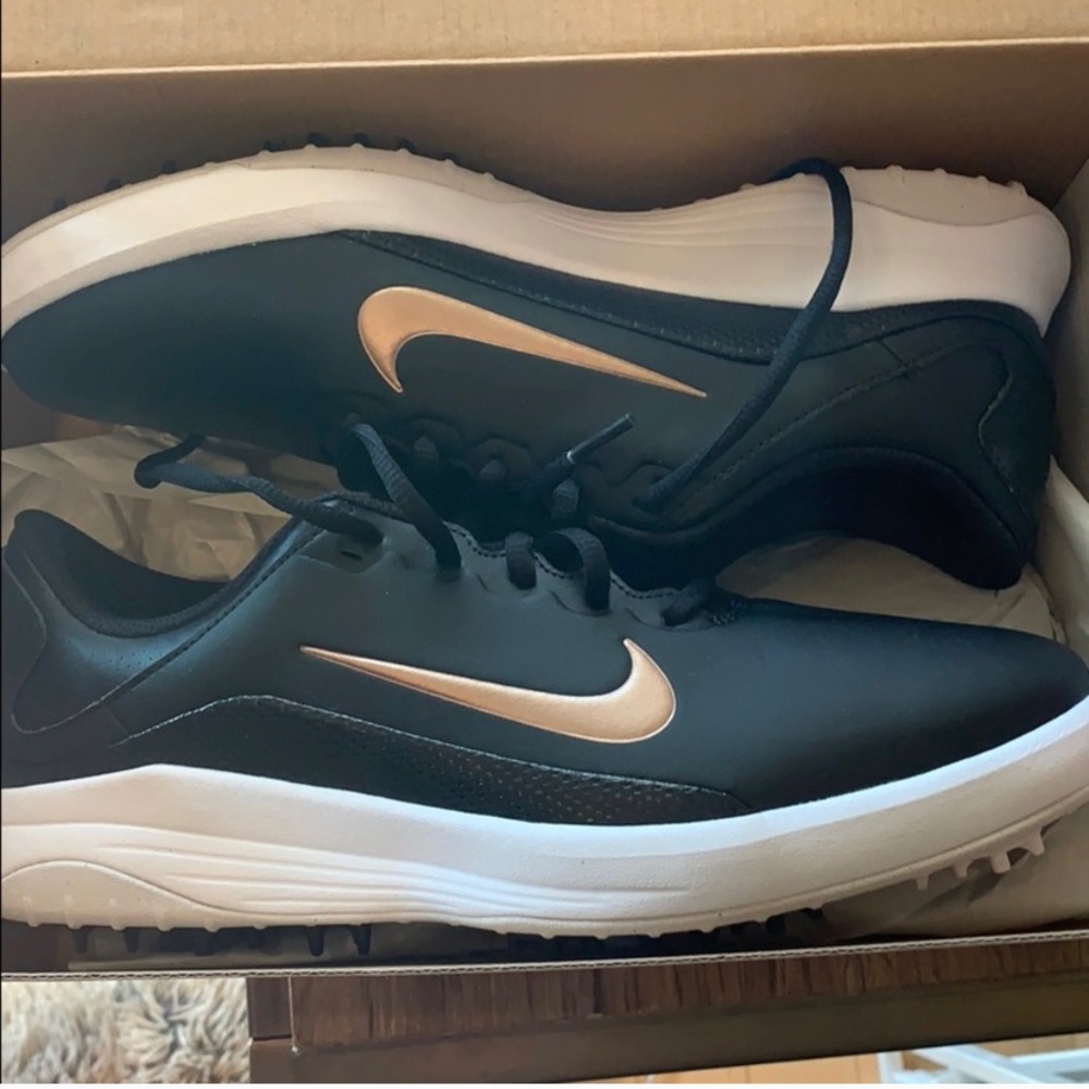 Women’s vapor golf shoes — NWT sz 9.5